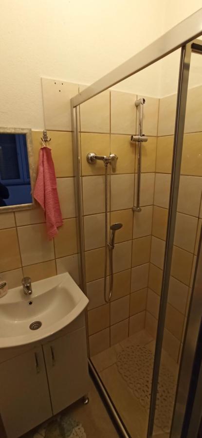 Helly'S Apartman - Self Check-In - Jajce Luaran gambar